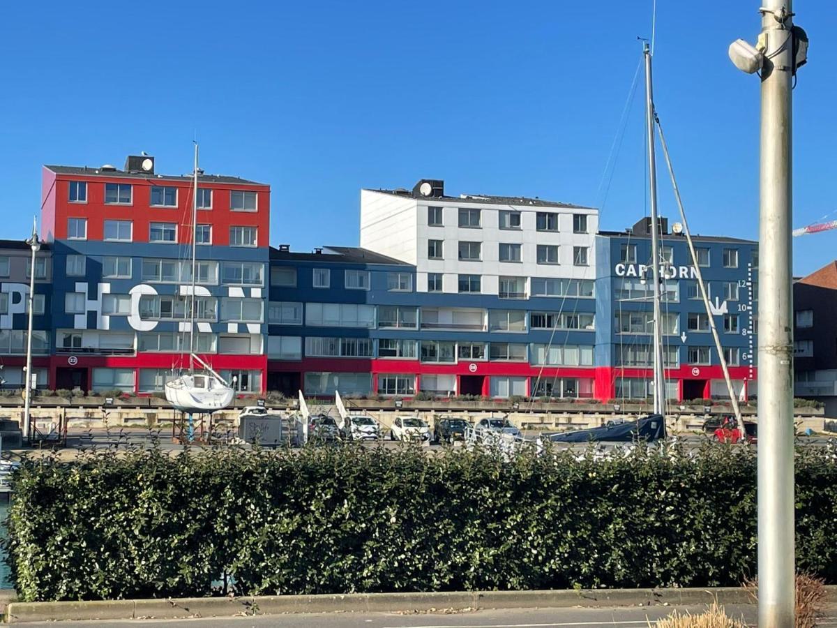 L'Escale Ensoleillee, 2 Pieces Sur Le Port Proche Juno Beach Courseulles-sur-Mer Exterior foto